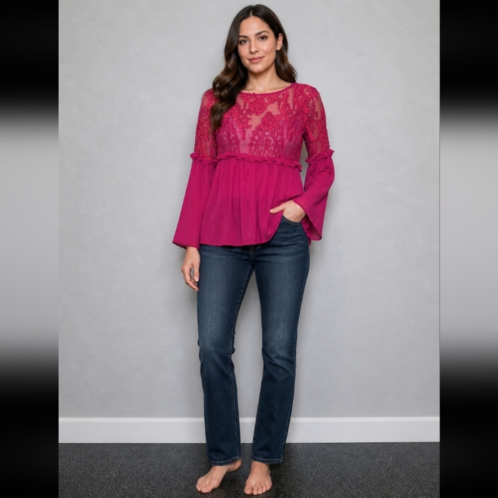 TOBI Empire Waist Bell Sleeves Lace Detail Small